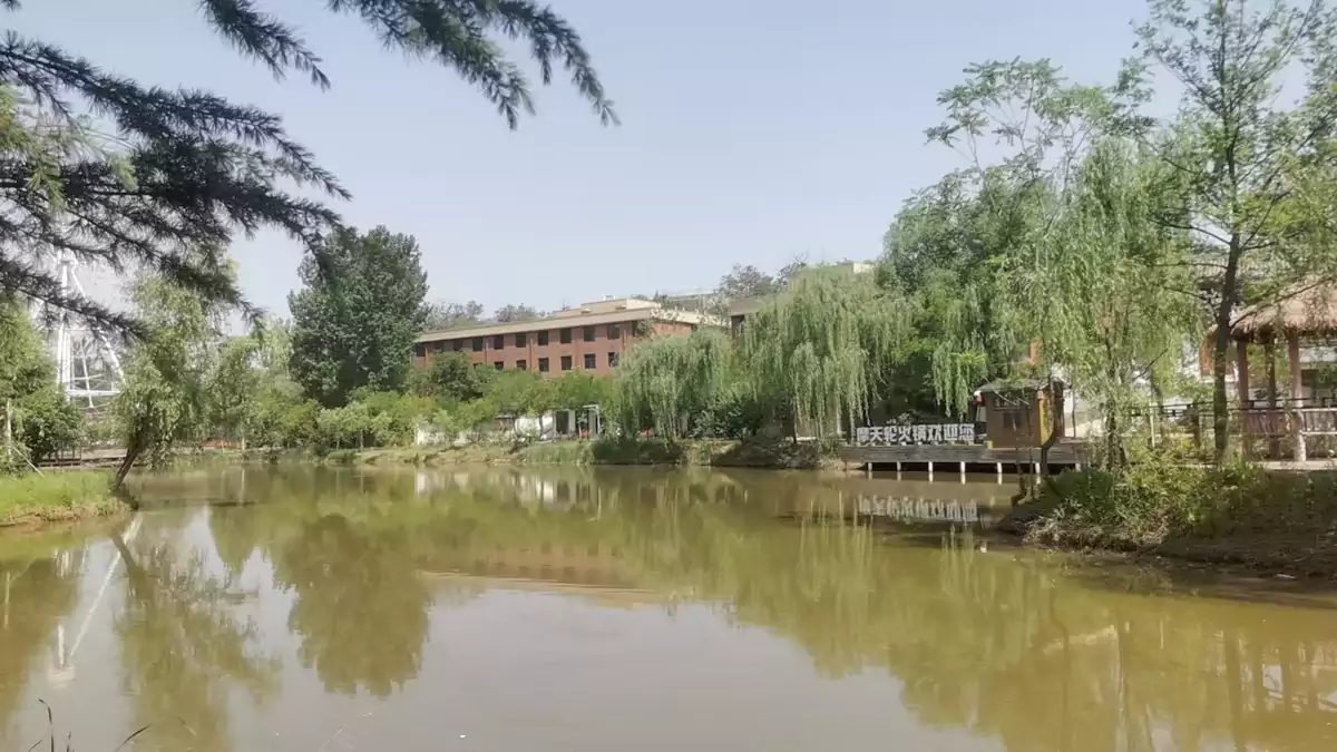 洛阳红山谷二 当天拍摄